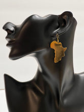 Load image into Gallery viewer, Handmade Africa Shape Brass Earings
