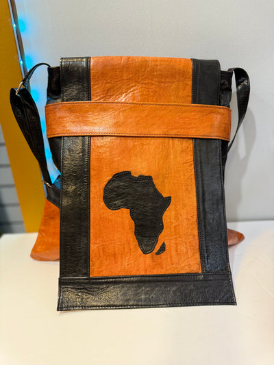 Saharan Chic: Handcrafted Leather Shoulder Bag from Mali