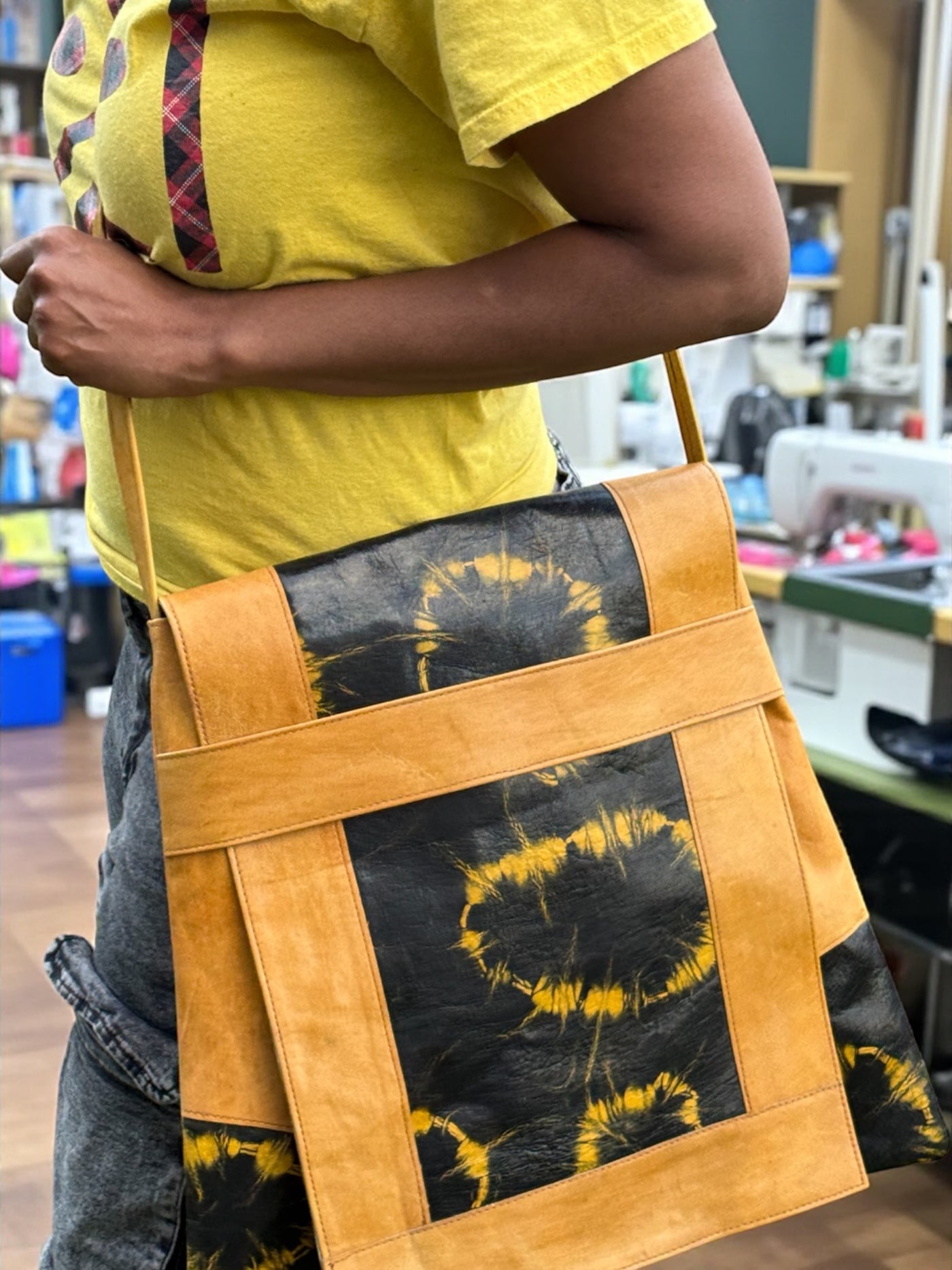 Golden Dune Leather Shoulder Bag – Handmade in Mali (17x16)