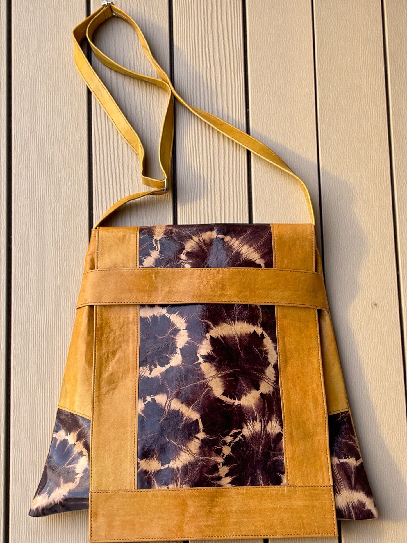 Amber Dusk Leather Shoulder Bag – Handmade in Mali (17x16)