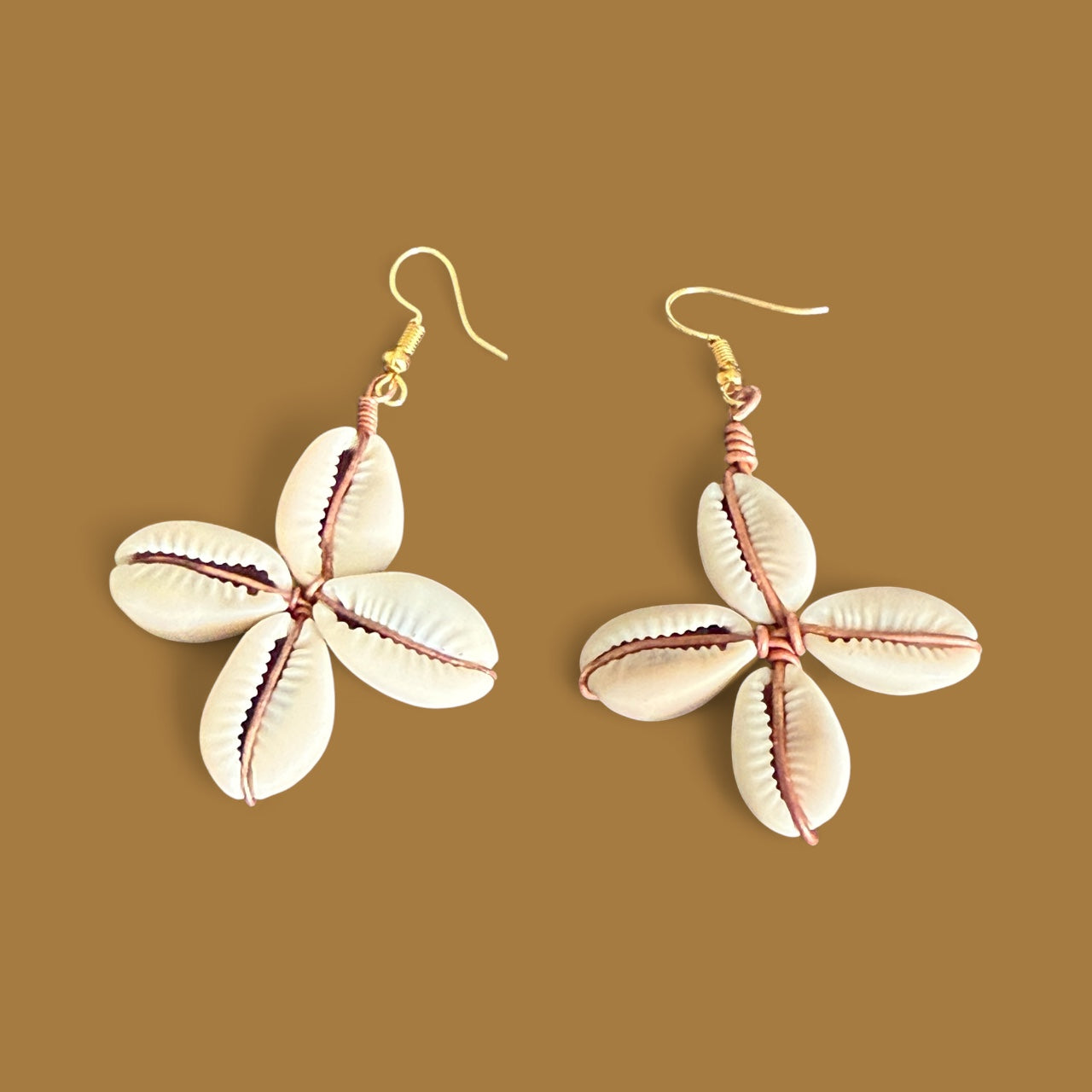 Kuma Flow Cowrie Shell Earrings – Handmade in Mali from Natural Cowries