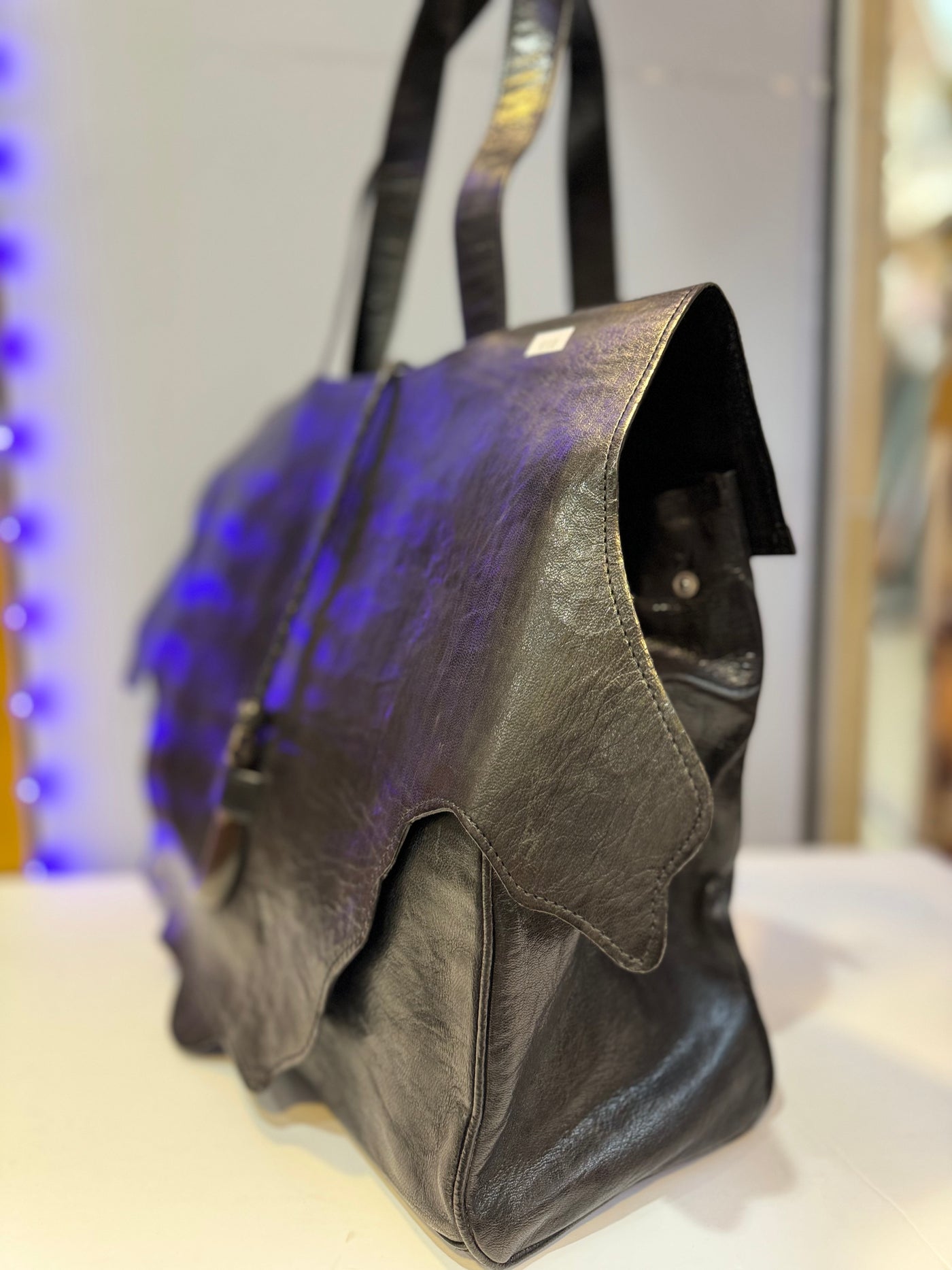 Artisanal Splendor: Handcrafted Real Leather Bag from Mali
