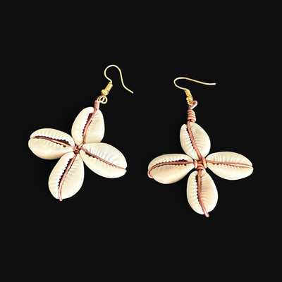 Kuma Flow Cowrie Shell Earrings – Handmade in Mali from Natural Cowries