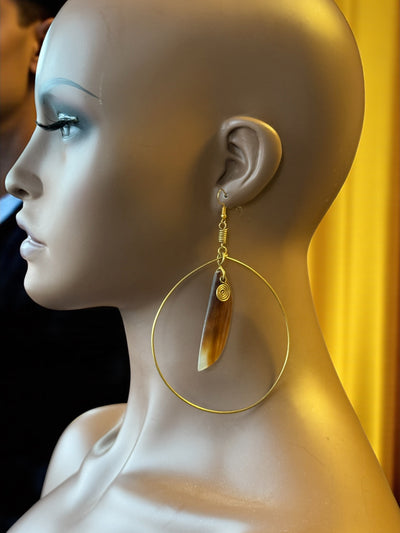 Kifalme Horn Hoop Earrings – Handcrafted Kenyan Brass & Natural Horn Art