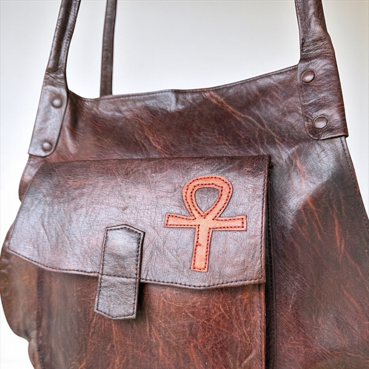 Heritage Unleashed: Exquisite Handmade Leather Bag from Mali
