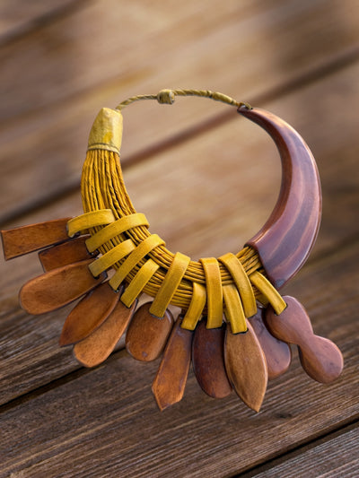 Sunu Kanu Necklace – Handmade African Statement Jewelry in Recycled Leather & Horn | 22–23” | Multiple Colors | Crafted in Mali