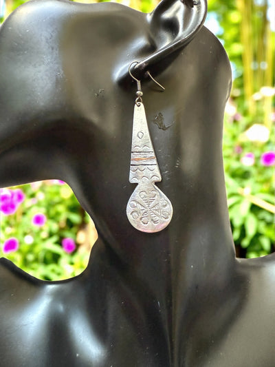 Camel Footprint Tuareg Earrings – Lightweight Aluminum Tribal Design