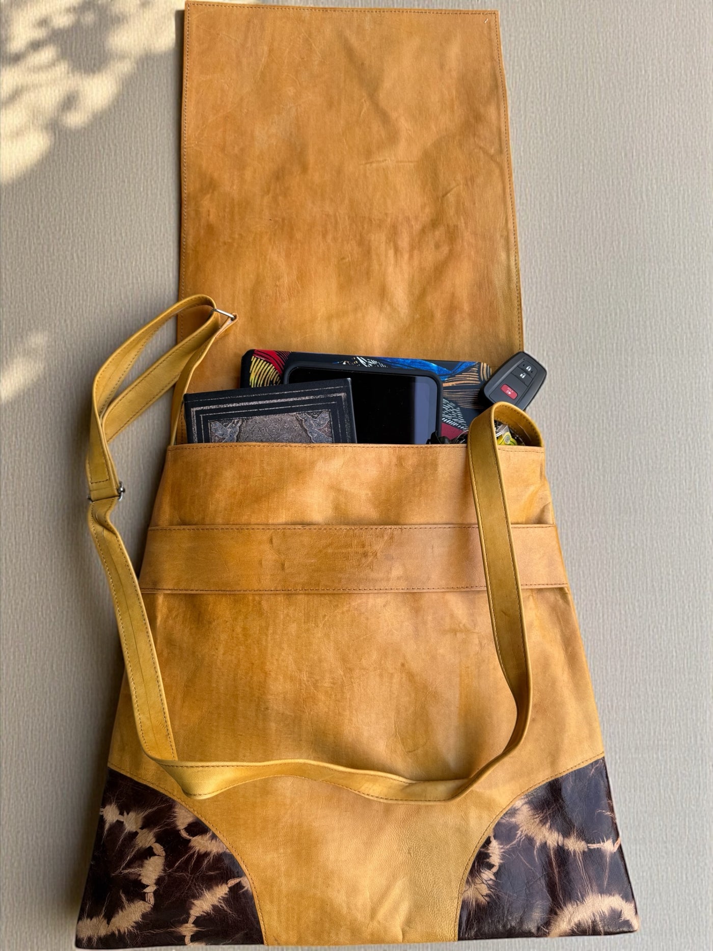 Amber Dusk Leather Shoulder Bag – Handmade in Mali (17x16)