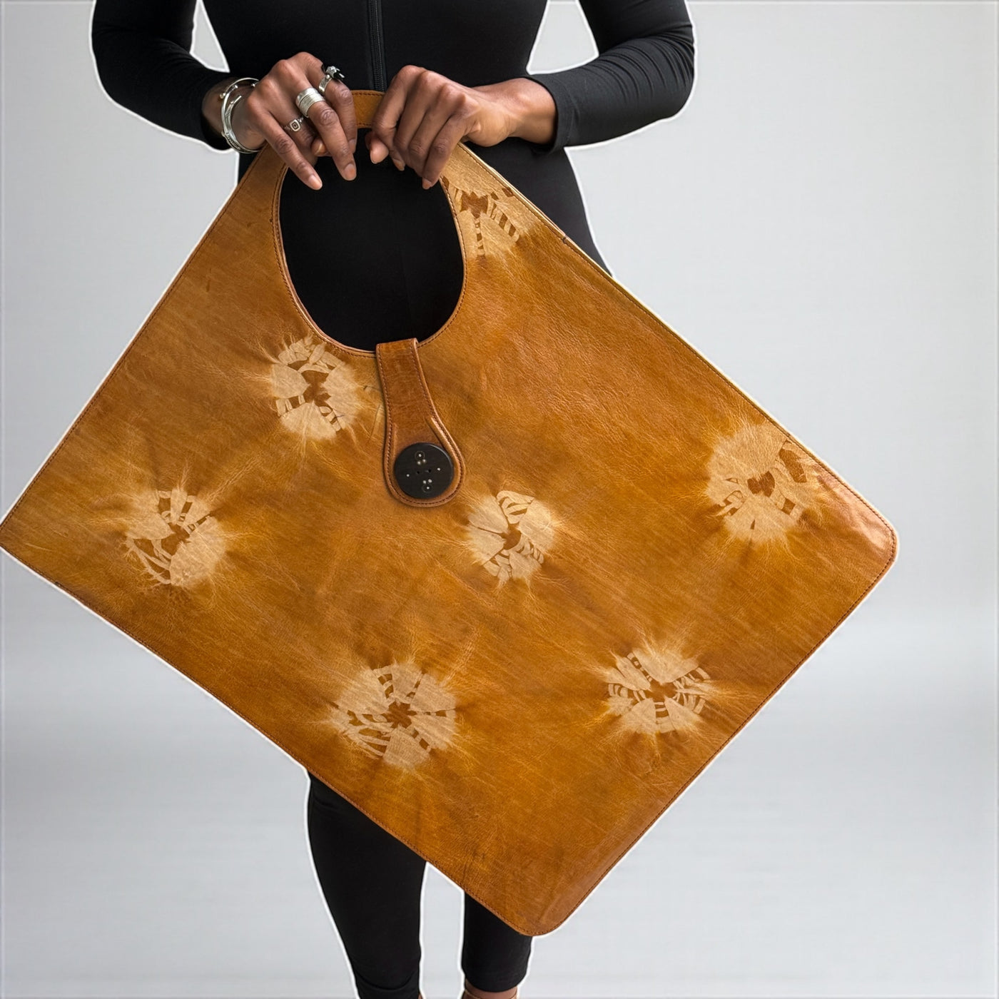 Golden Caramel Oversized Tie-Dye Leather Tote Bag – Handcrafted Statement Piece (25x22 inch)