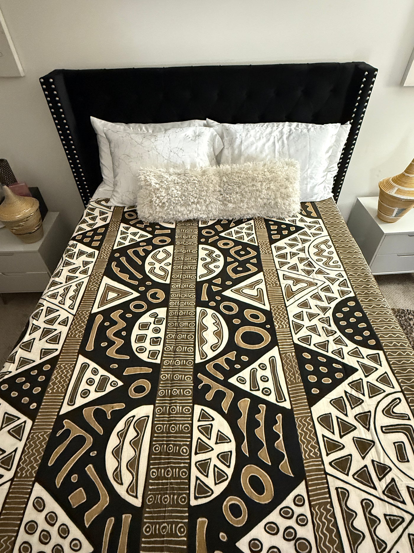 Nomad Dunes Mudcloth Blanket – 120” x 93”