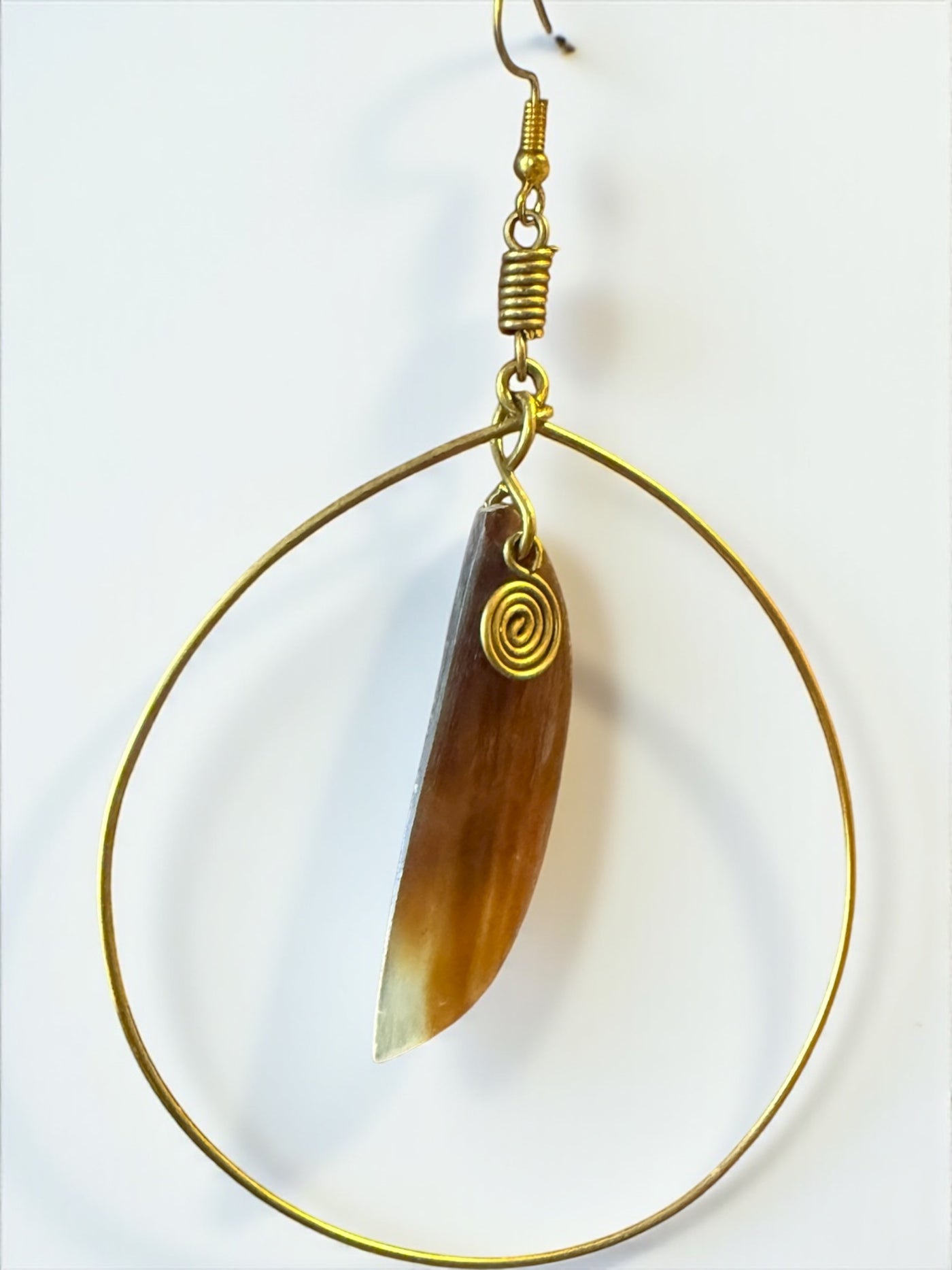 Kifalme Horn Hoop Earrings – Handcrafted Kenyan Brass & Natural Horn Art