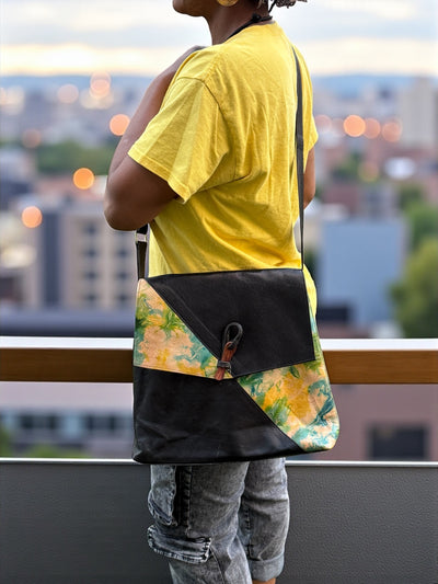 Desert Bloom Leather Crossbody – Handmade Art Bag from Mali