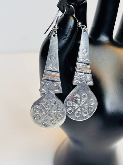 Camel Footprint Tuareg Earrings – Lightweight Aluminum Tribal Design