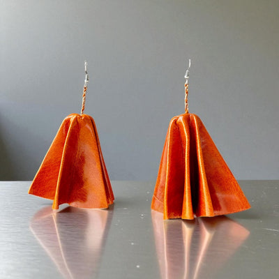 Handmade Leather Fan Earrings – Authentic Craft from Burkina Faso