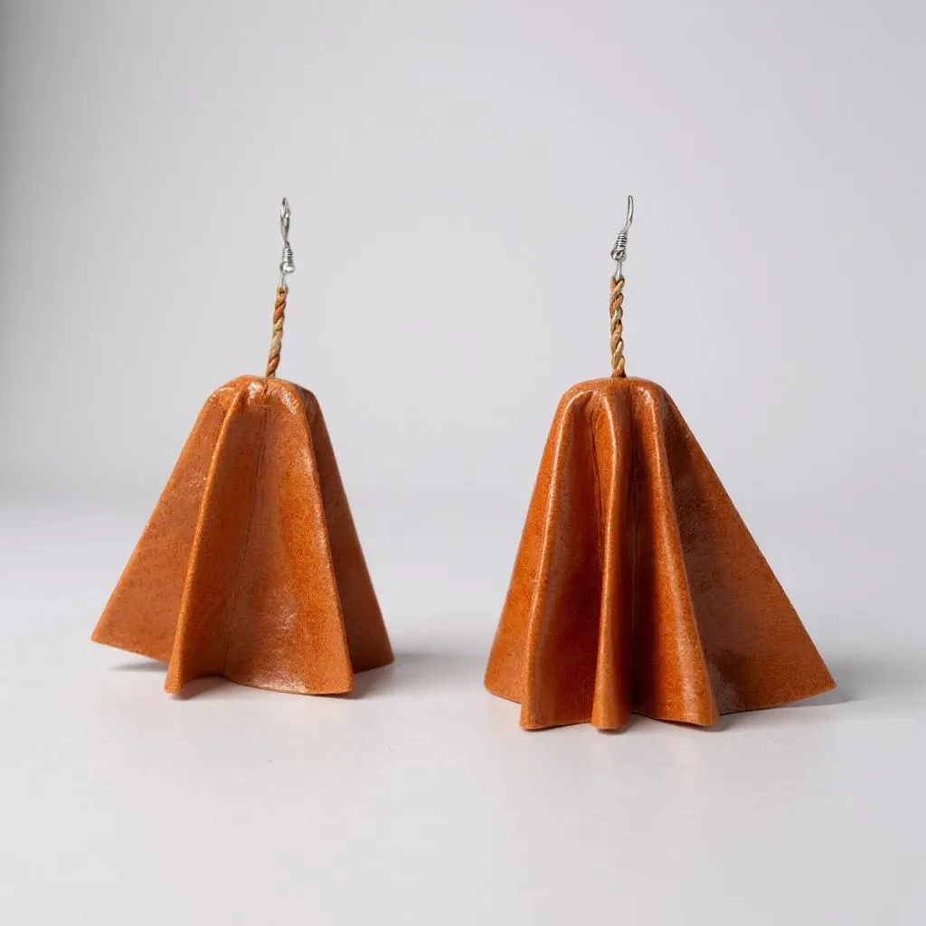 Handmade Leather Fan Earrings – Authentic Craft from Burkina Faso