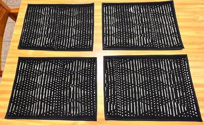 "Traditional Malian Mudcloth Placemats: A Touch of Cultural Elegance"