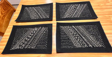 Charger l&#39;image dans la galerie, &quot;Cultural Heritage Series: Mudcloth Placemats from Mali&quot;

