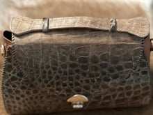 Load image into Gallery viewer, Natural Leather Purse
