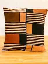 Load image into Gallery viewer, Authentic Modern Pattern Bogolanfini Pillow CaseSARAMANI HOUSE 
