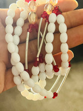 Charger l&#39;image dans la galerie, White Red Stretchable Double Strands Waistbeads

